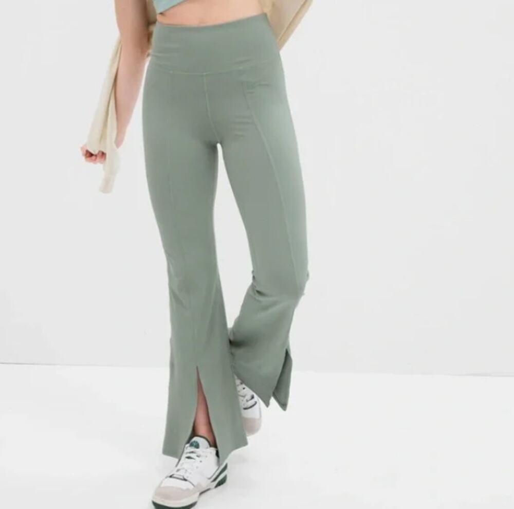 Gap Sage Green Studio Sky High Flare Slit Leggings Pants Size M